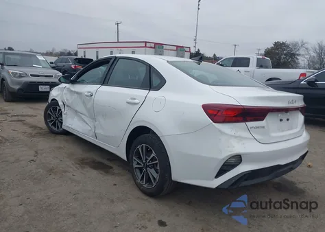 2024 Kia Forte Lxs z USA, uszkodzony, nr VIN 3KPF24ADXRE706782